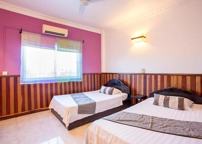 The Leaf Boutique Hotel 4*